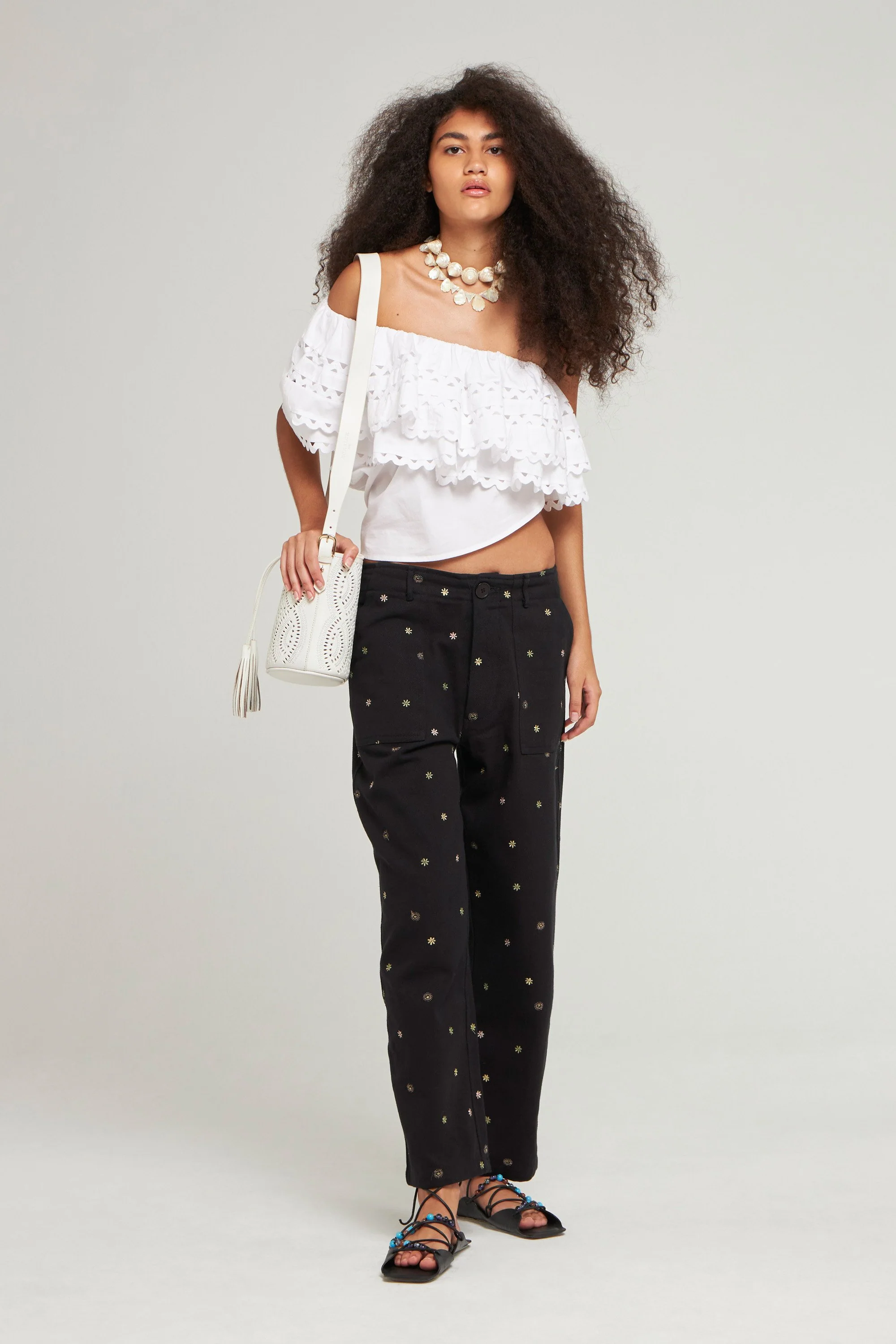 Galy small leather bucket bag - Image 3